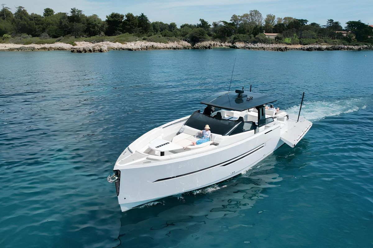OKEAN 55 yacht