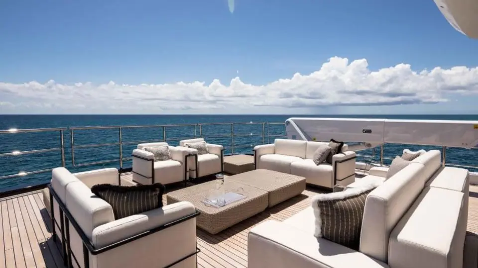 CALEX yacht