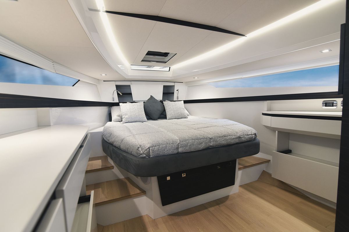 Fiart 39 Seawalker yacht