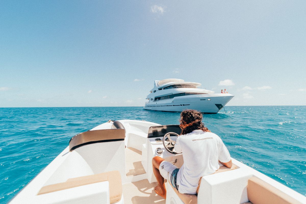 ALICE yacht