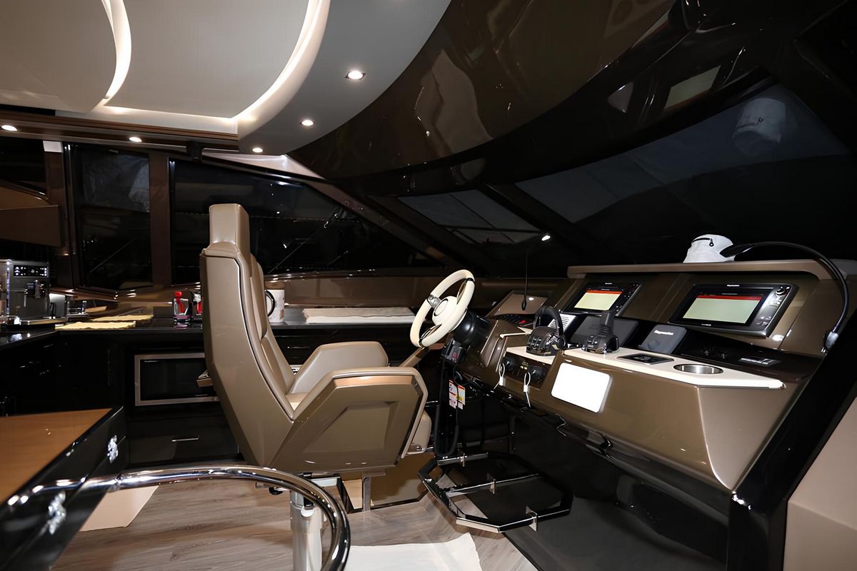 MARQUIS 630 SPORT yacht