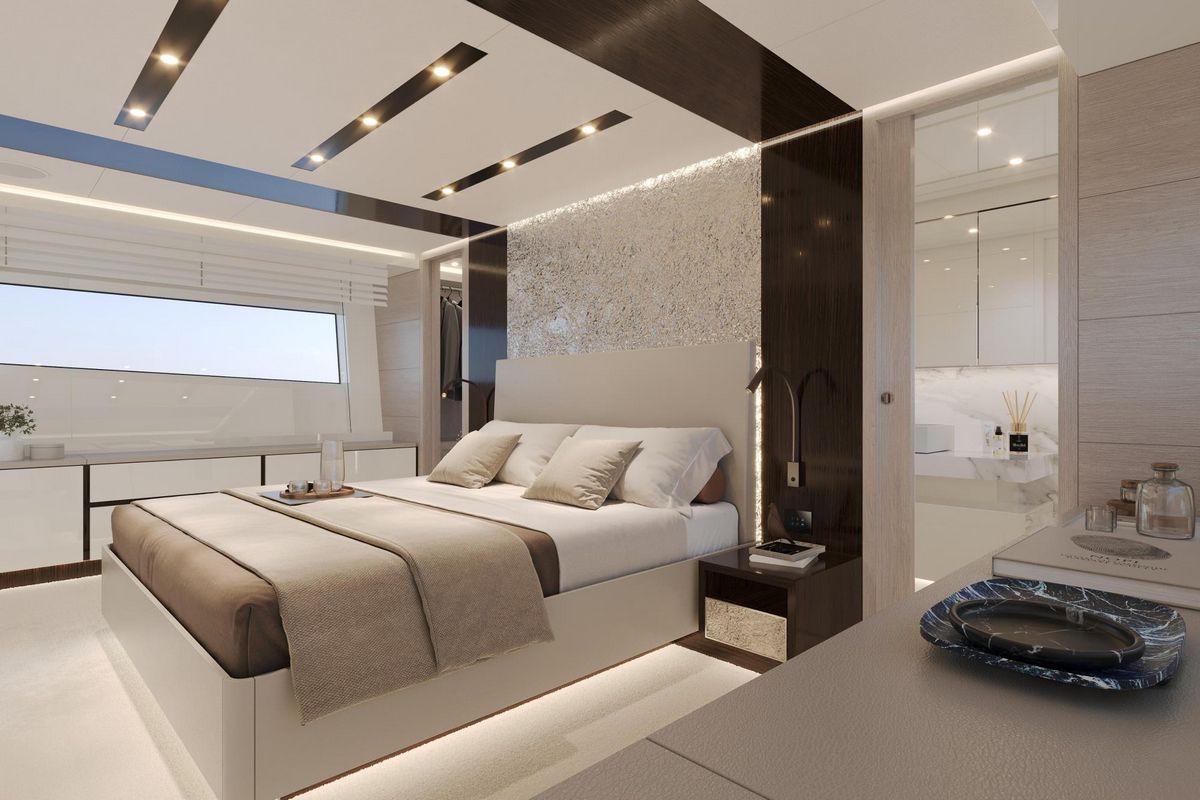 AB 80 yacht