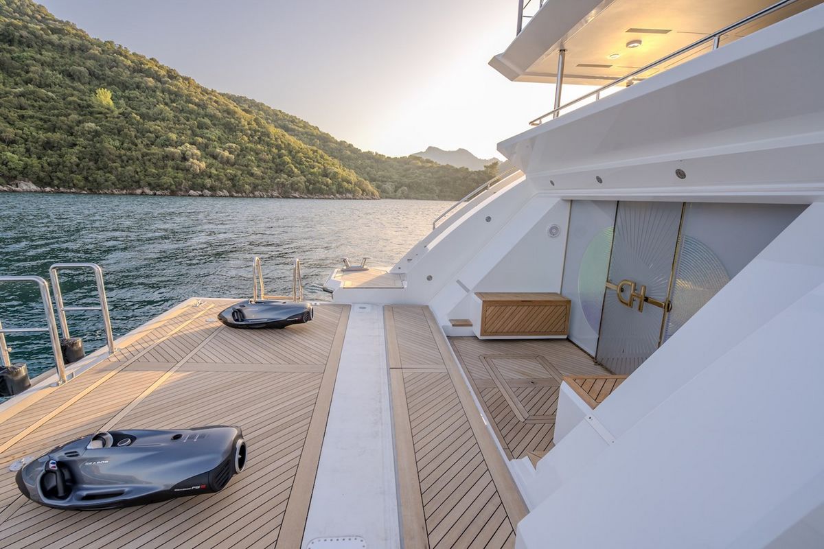 CHARISMA yacht
