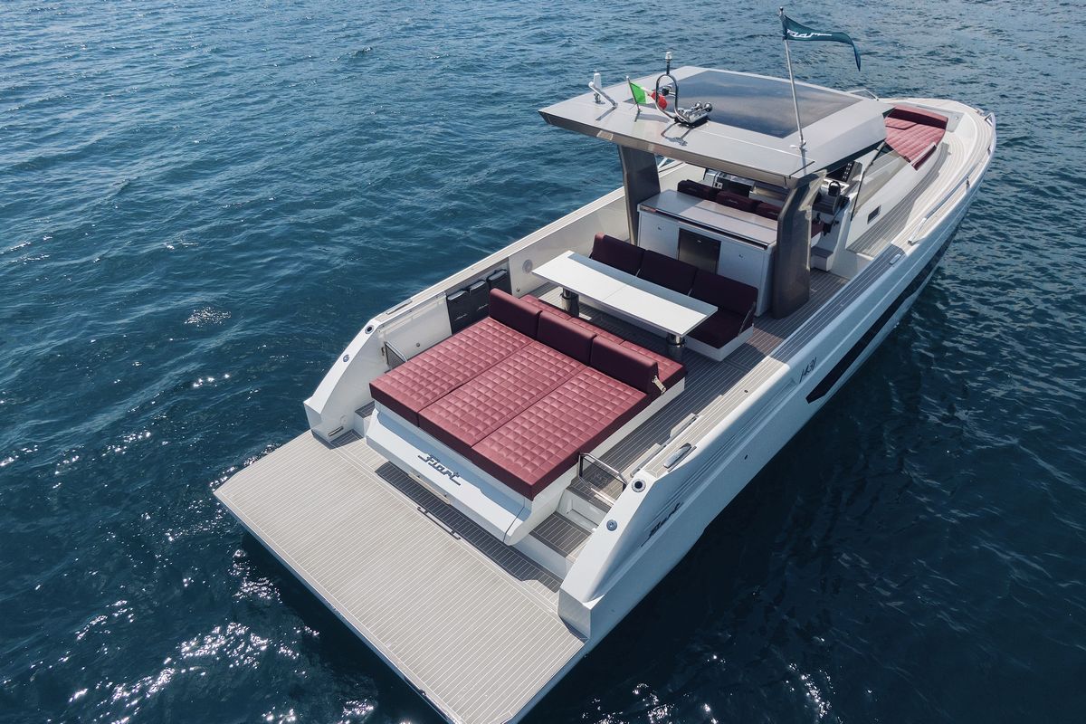 Fiart 43 Seawalker yacht