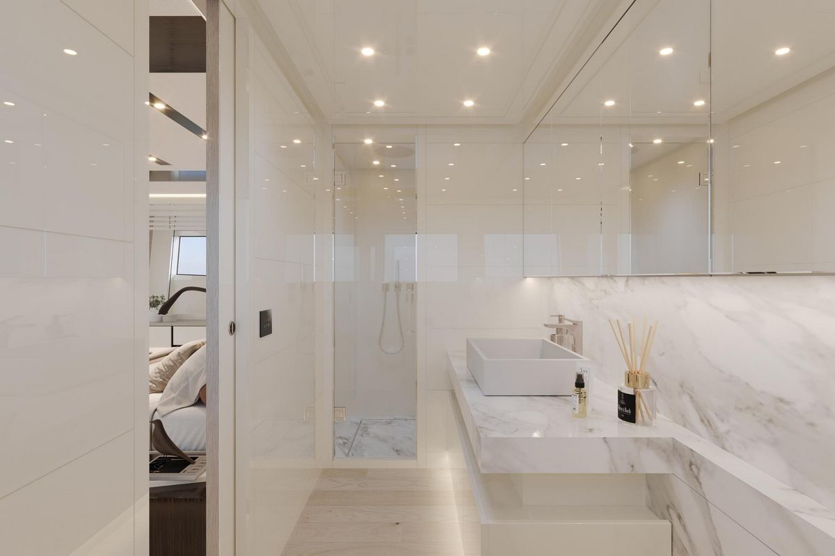 AB 80 yacht