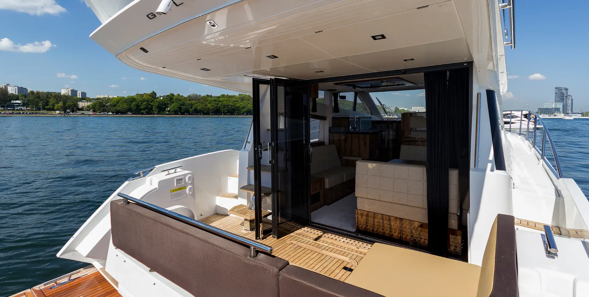 GALEON 420 FLY yacht