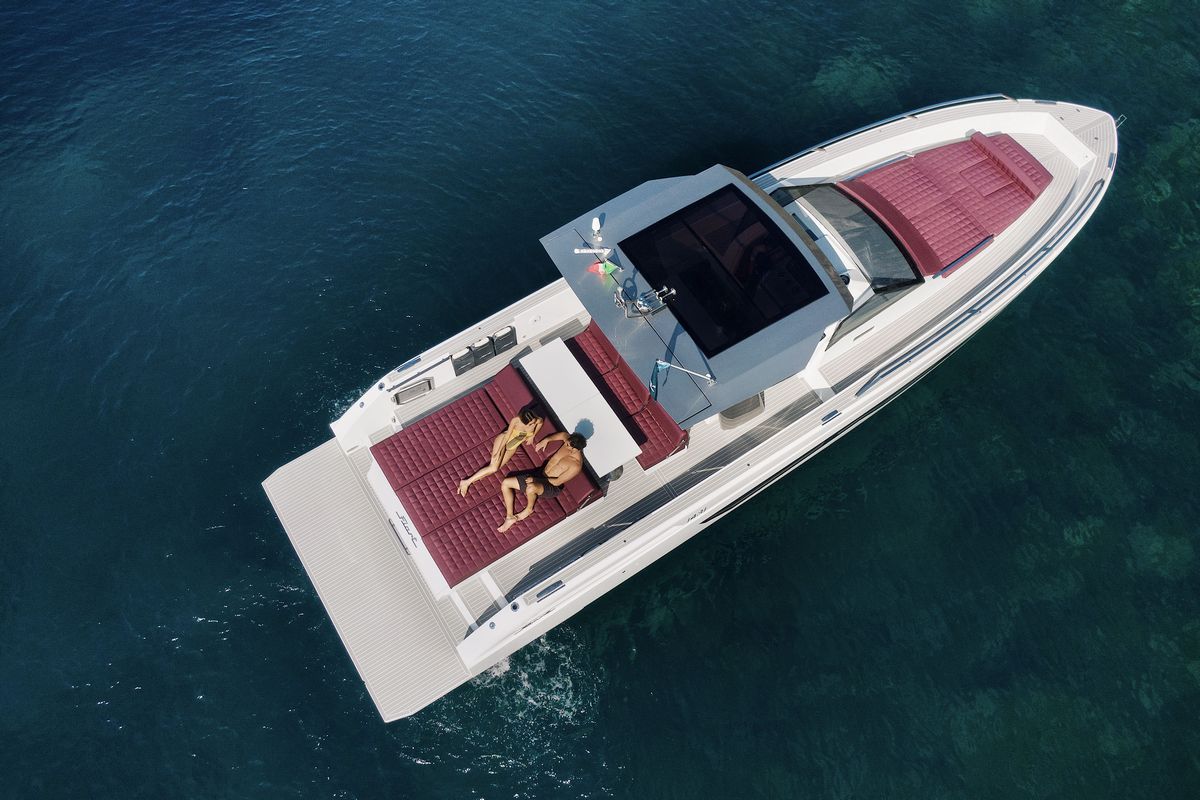 Fiart 43 Seawalker yacht