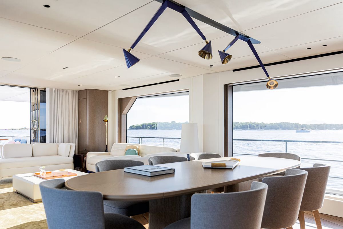 AZIMUT GRANDE 26 M yacht