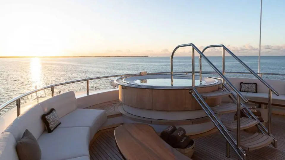 CALEX yacht