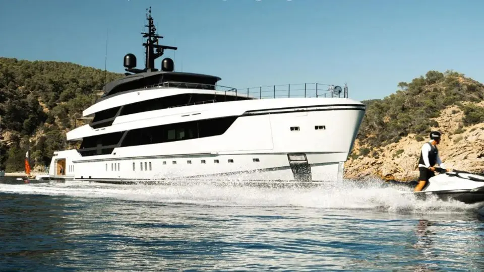 VIRTUOSITY yacht