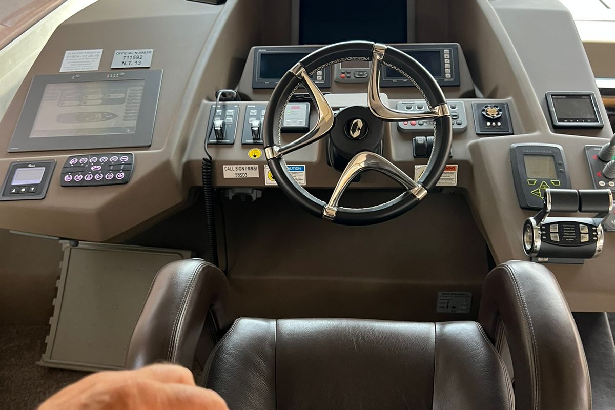 CRANCHI SIXTY 6 FLY yacht