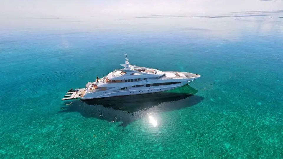 KNIGHT yacht