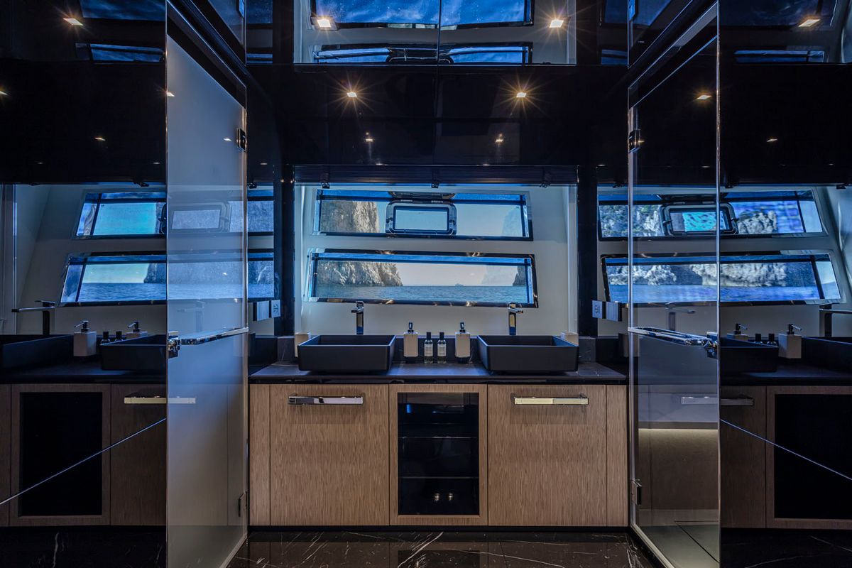LA CREME yacht