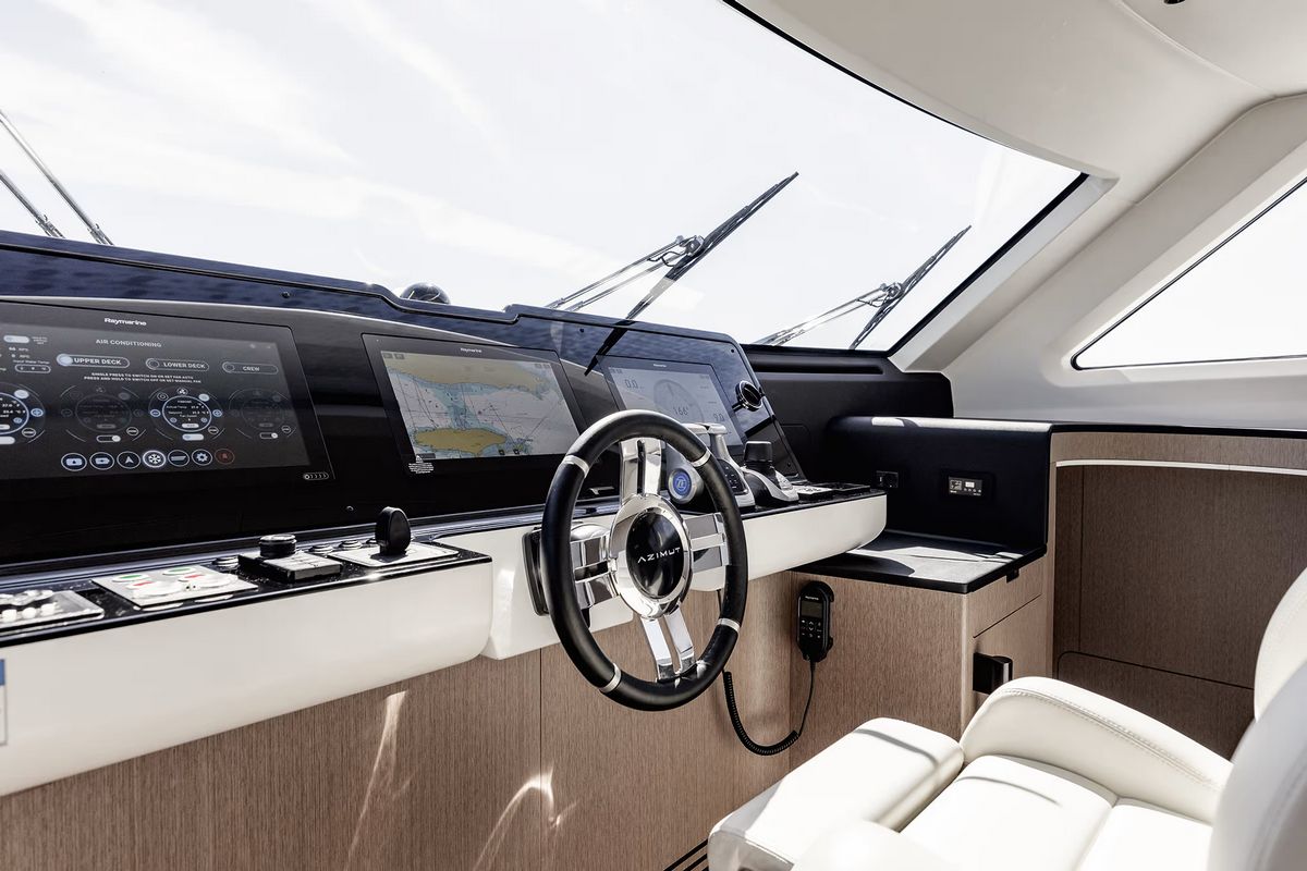 AZIMUT GRANDE 26 M yacht