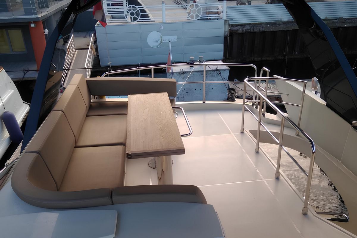 MARQUIS 630 SPORT yacht