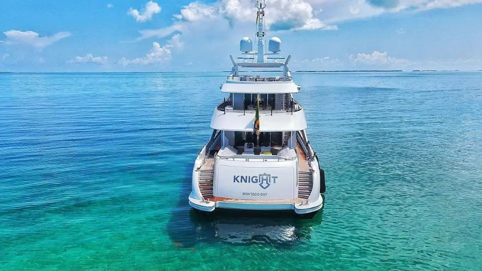 KNIGHT yacht