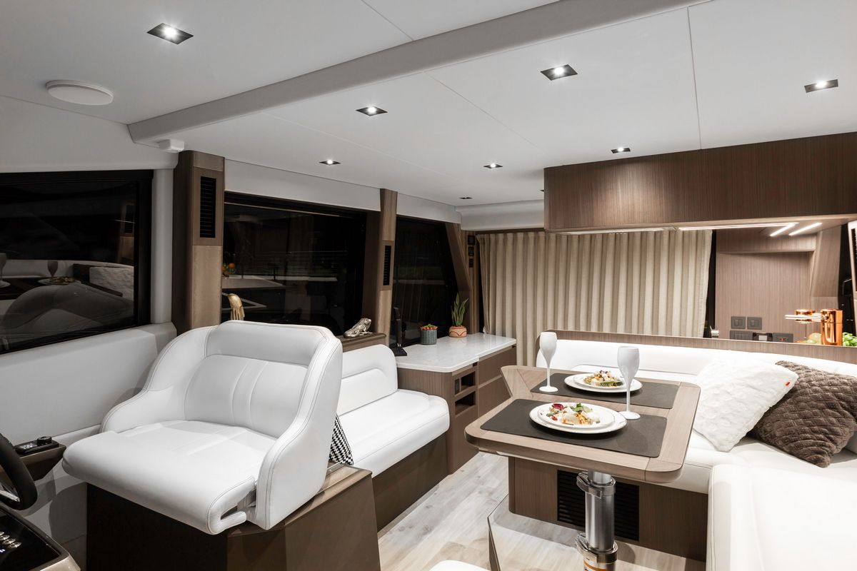 GALEON 480 FLY yacht