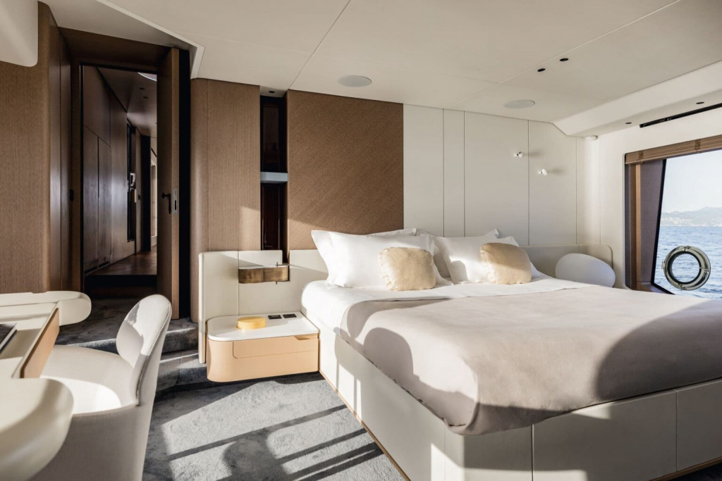 Azimut-Grande-26M-owner-cabin-1536x1024.jpg Azimut-Grande-26M-owner-cabin-1536x1024.jpg
