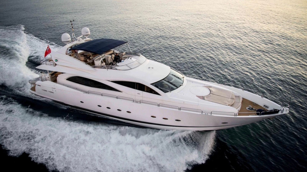 Winning-Streak-2-yacht.jpg Winning-Streak-2-yacht.jpg