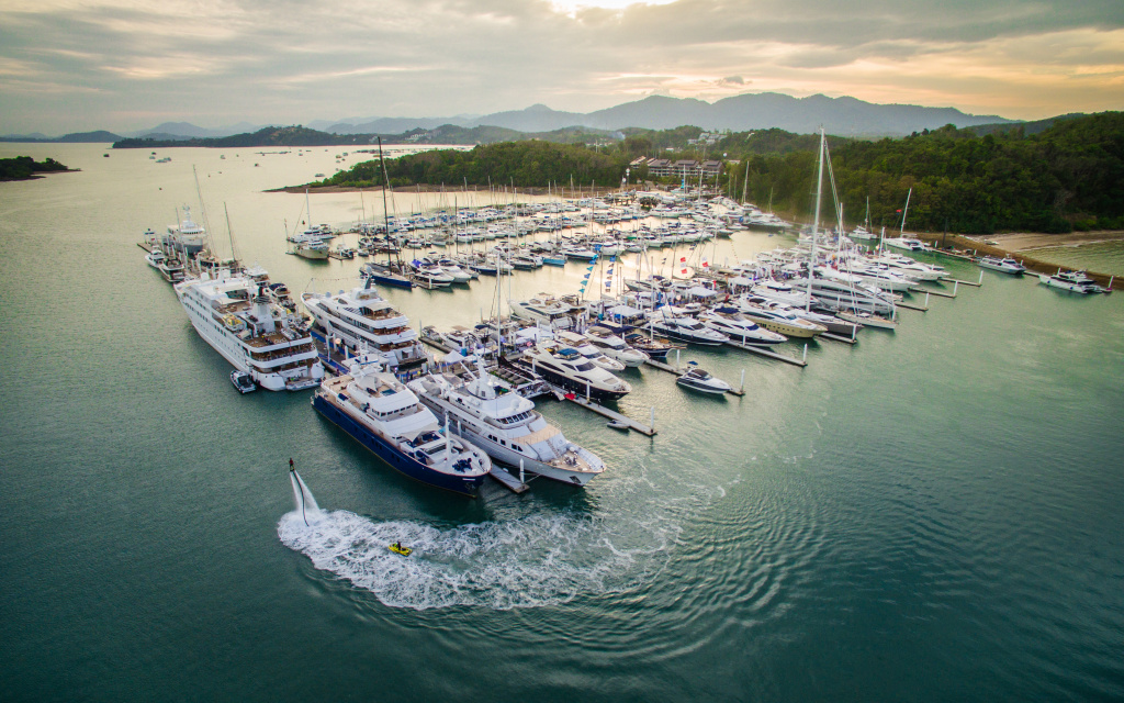 20161214-18_Thailand-Yacht-Show-2016_Day-5-1530-VIEW-OF-AO-PO-GRAND-MARINA-FLY-BOARD-DEMONSTRATION-UNDERWAY.jpg 20161214-18_Thailand-Yacht-Show-2016_Day-5-1530-VIEW-OF-AO-PO-GRAND-MARINA-FLY-BOARD-DEMONSTRATION-UNDERWAY.jpg