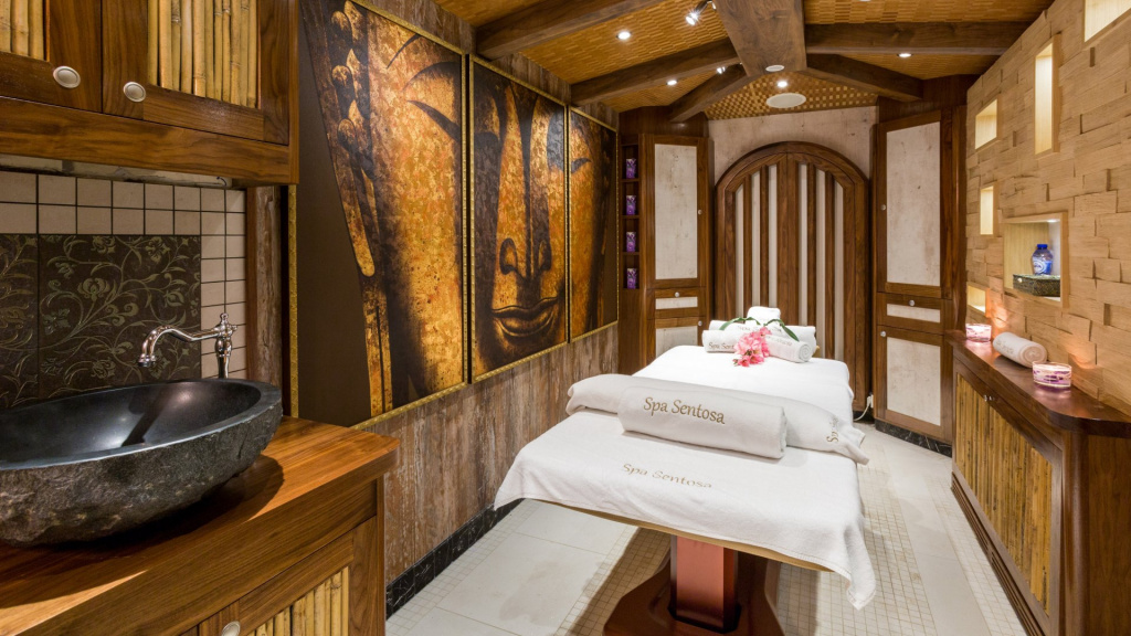 Legend-Yacht-Charter-12.jpeg Legend-Yacht-Charter-12.jpeg