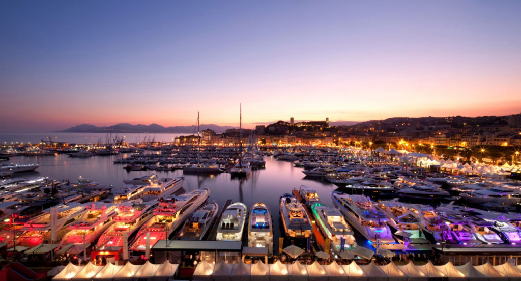 Cannes_Yachting_Festival.jpg Cannes_Yachting_Festival.jpg