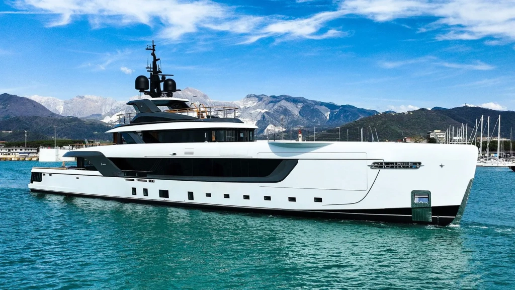 Silver Star by Admiral.webp Silver Star by Admiral.webp