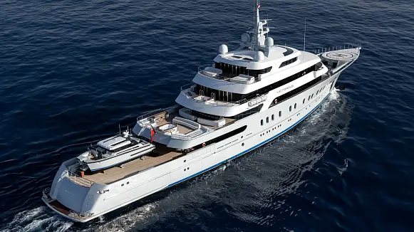 VICTORIOUS yacht