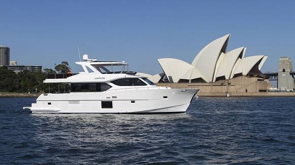 Nomad 65 yacht