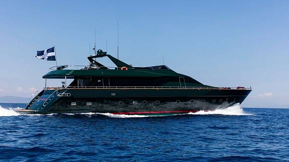 CAN'T REMEMBER yacht