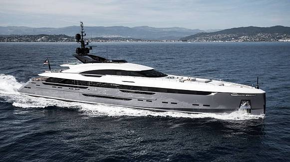 UTOPIA IV yacht