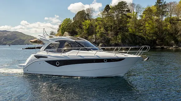 GALEON 305 HTS yacht