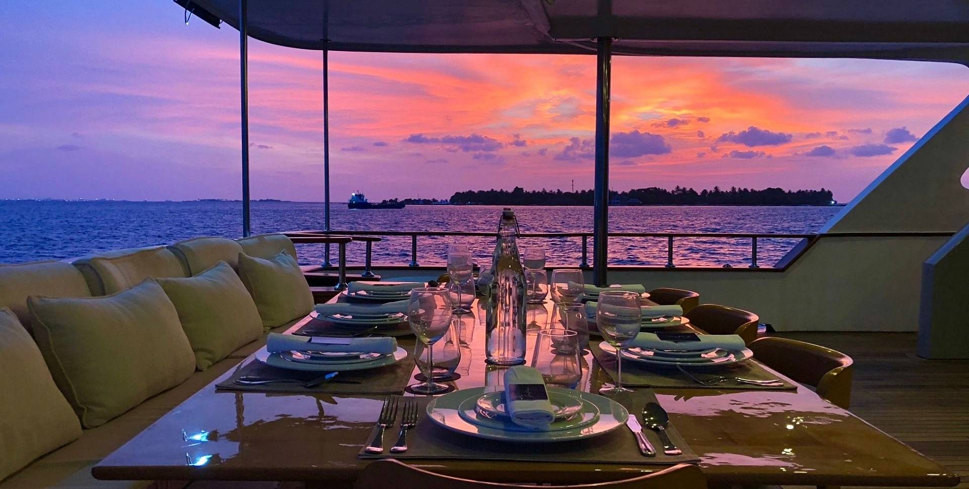 SAFIRA yacht