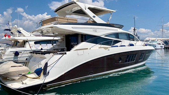 Sea Ray L650 Fly yacht