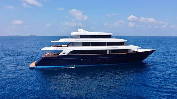 SAFIRA yacht
