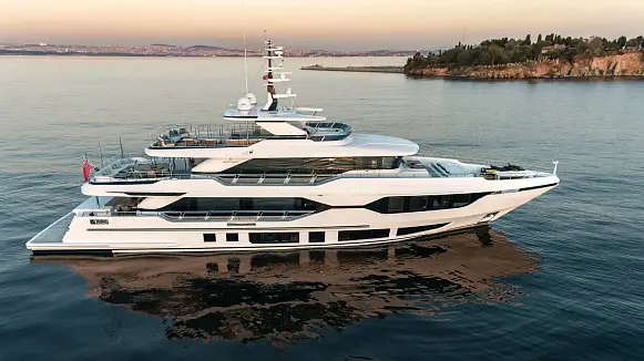 TRUE SENSE yacht