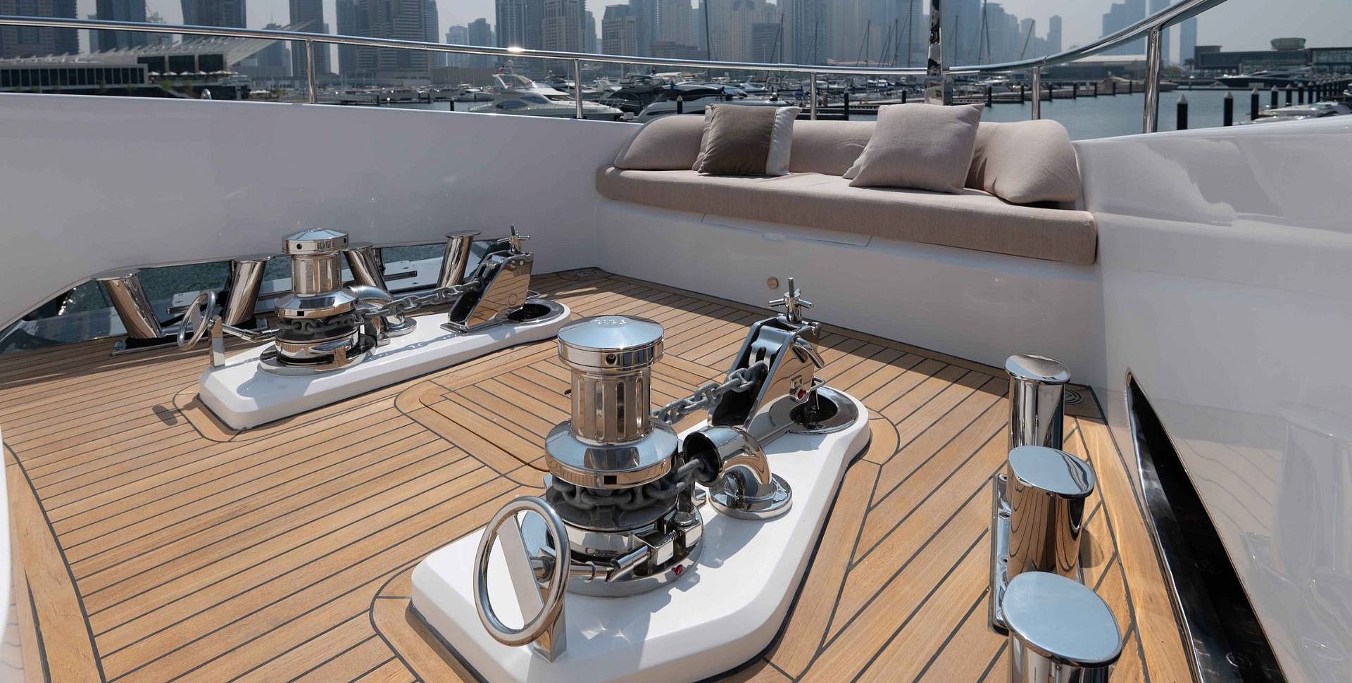 Majesty 111 yacht