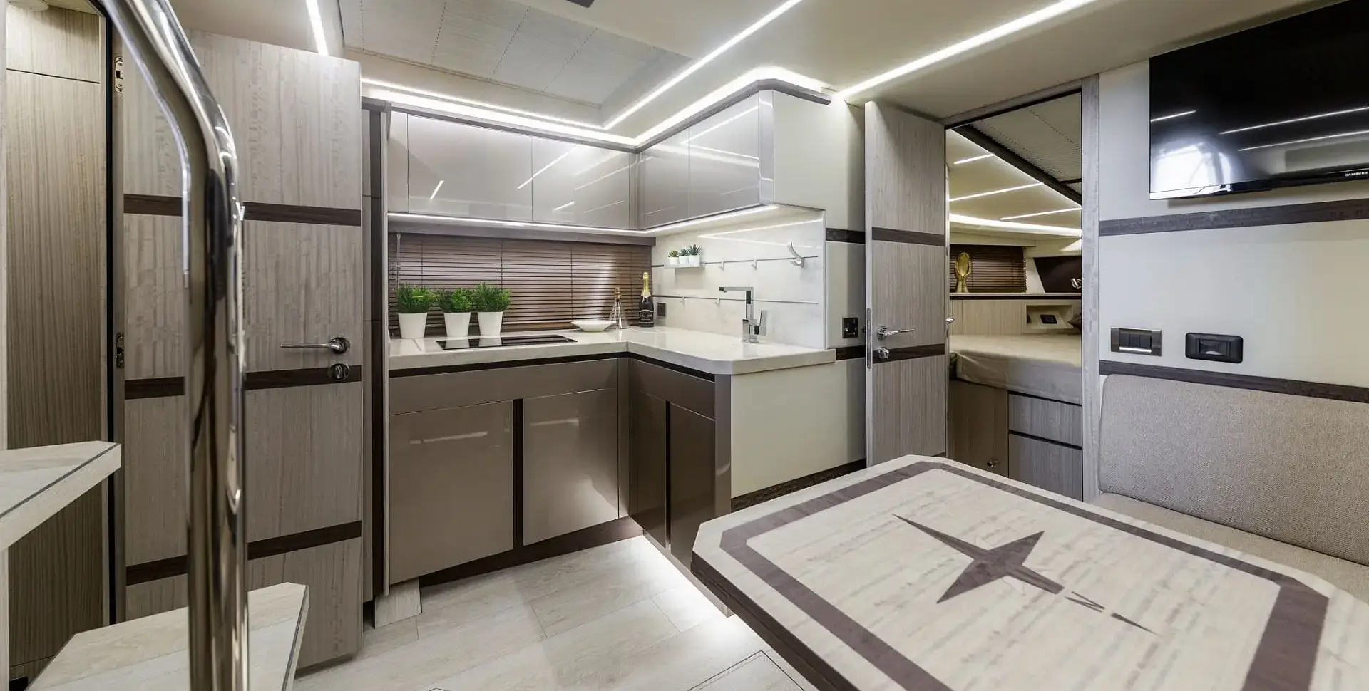 GALEON 405 HTS yacht
