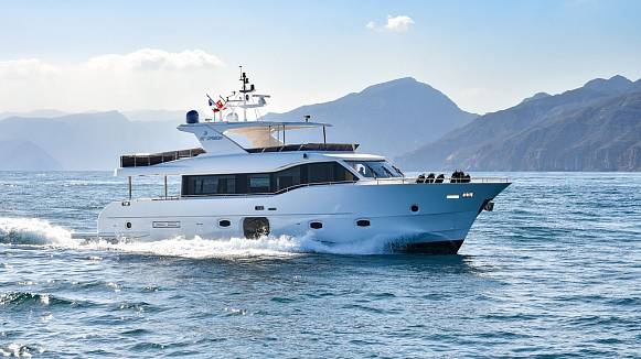 Nomad 75 yacht