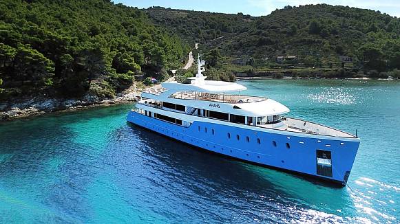 OHANA yacht