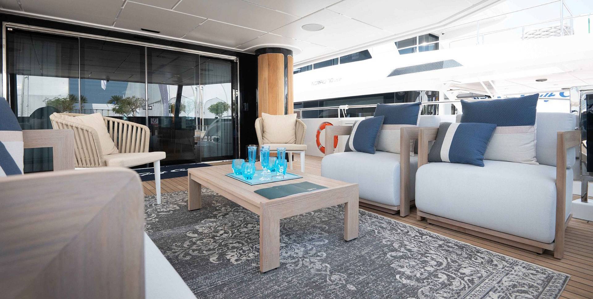 Majesty 111 yacht
