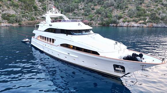 FRIENDSHIP yacht
