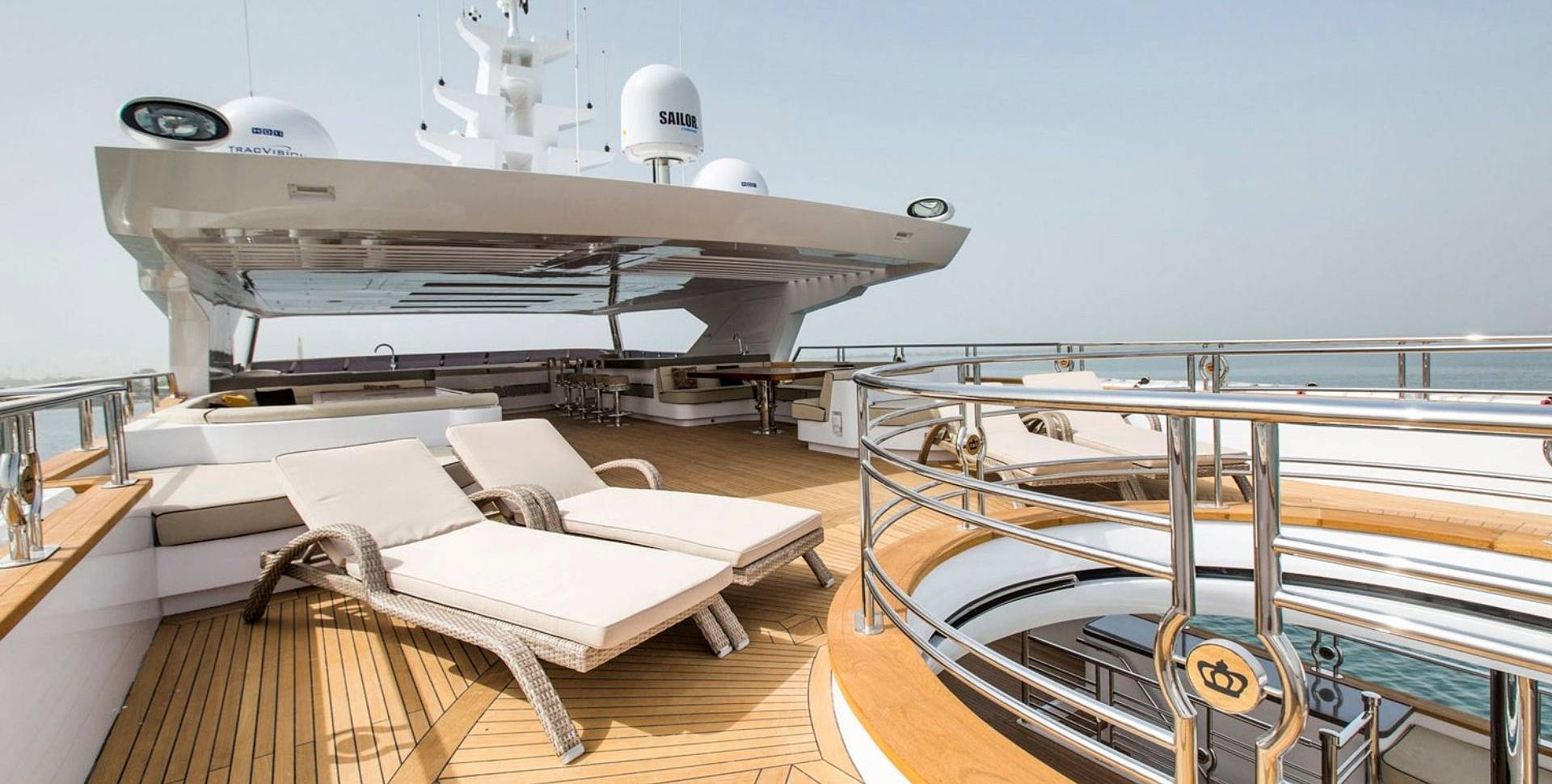 Majesty 155 yacht