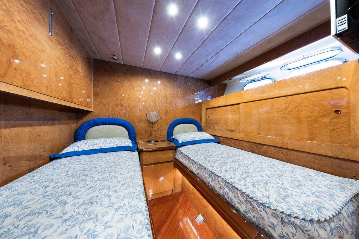 BABY BOSS yacht