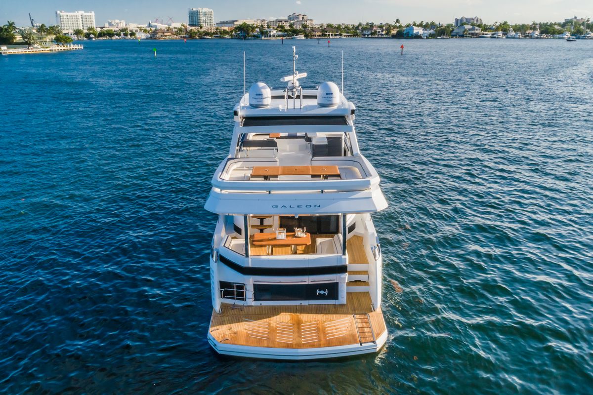 Galeon 680 FLY yacht
