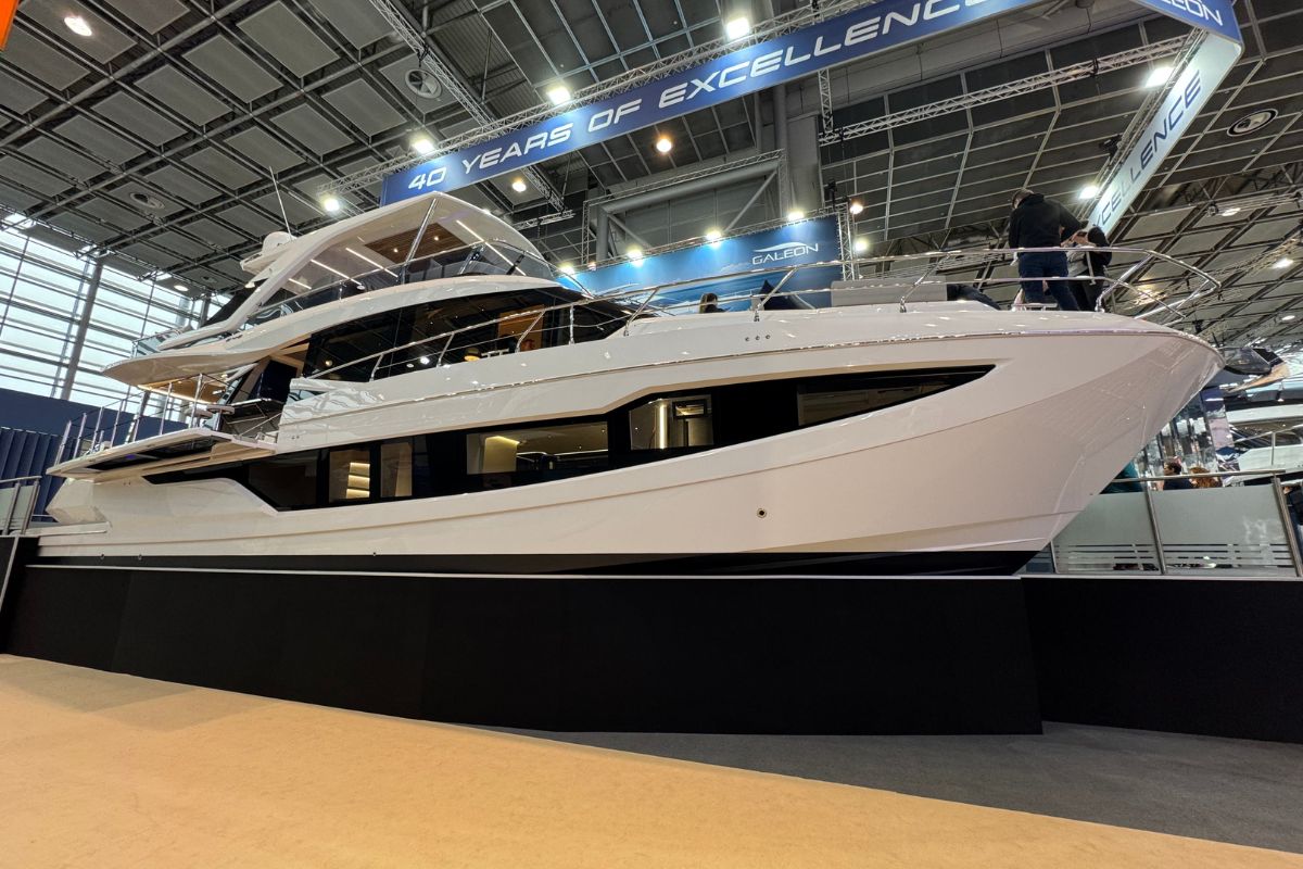 GALEON 640 FLY yacht