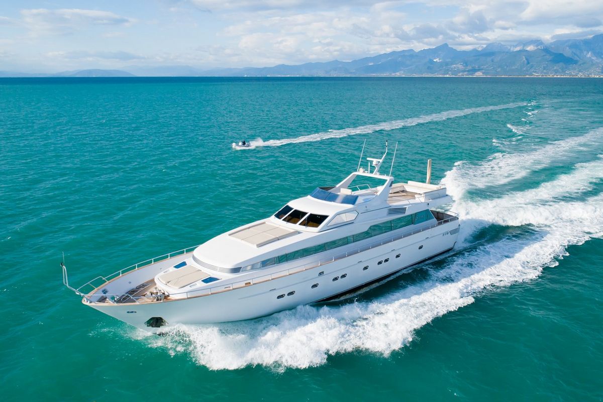 BABY BOSS yacht