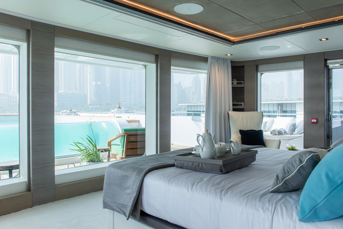 MAJESTY 175 yacht