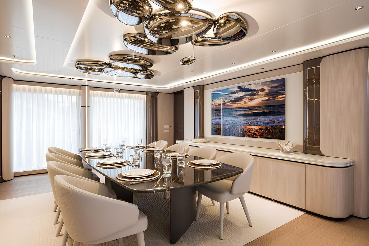 PERLA BIANCA yacht