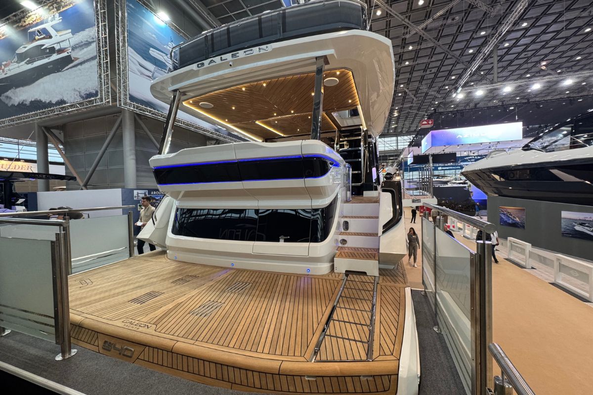 GALEON 640 FLY yacht